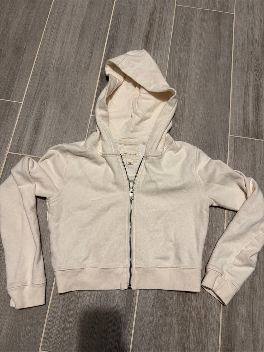 American Eagle Outfitters Cream cropped Zip-Up Hoodie